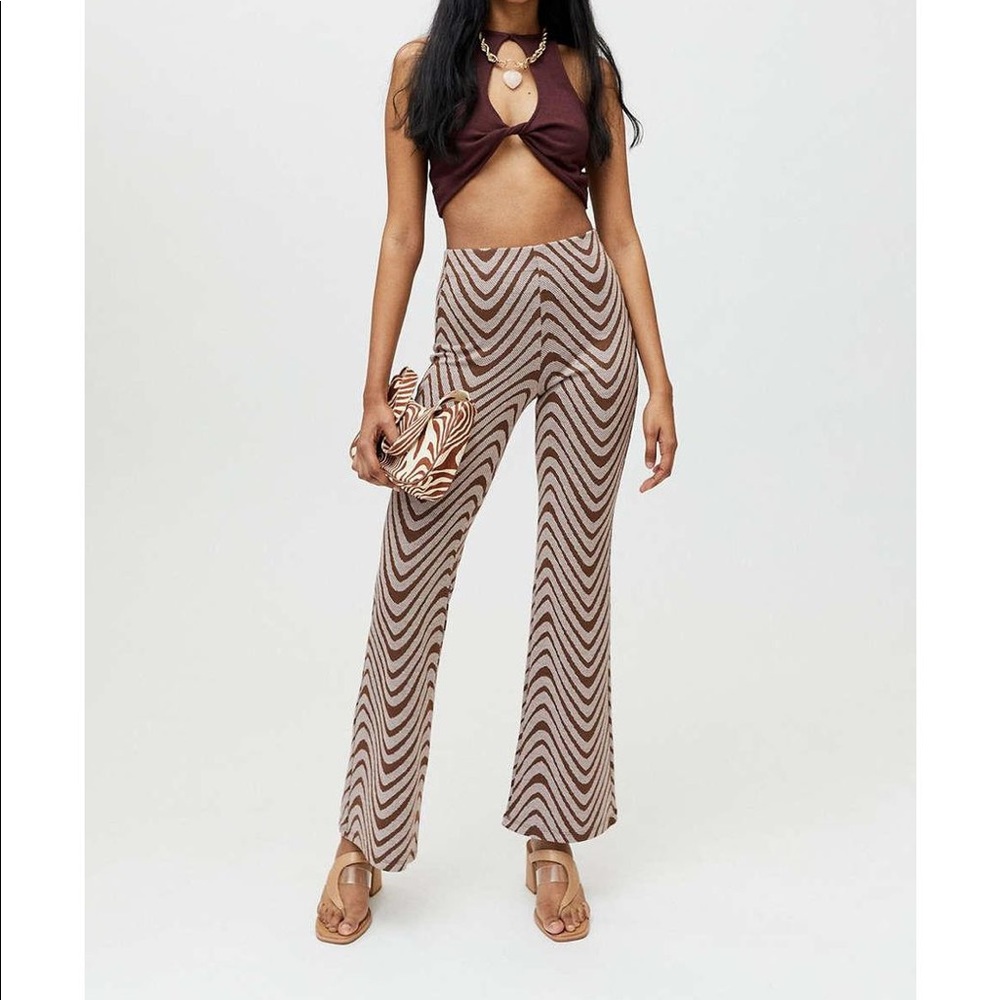 Urban outfitters bryn pull on kick flare knit pant in brown multi wave pattern